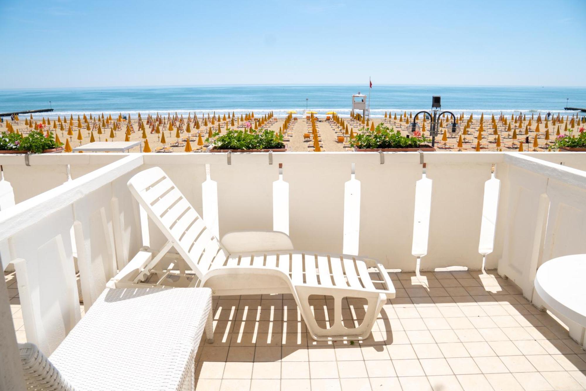 Hotel Villa Sorriso Jesolo Extérieur photo